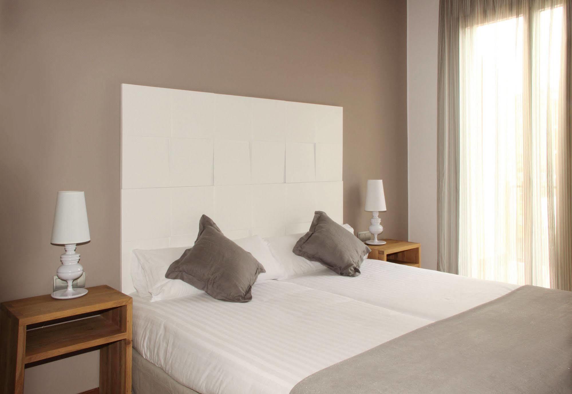 Mh Apartments Center Барселона Номер фото